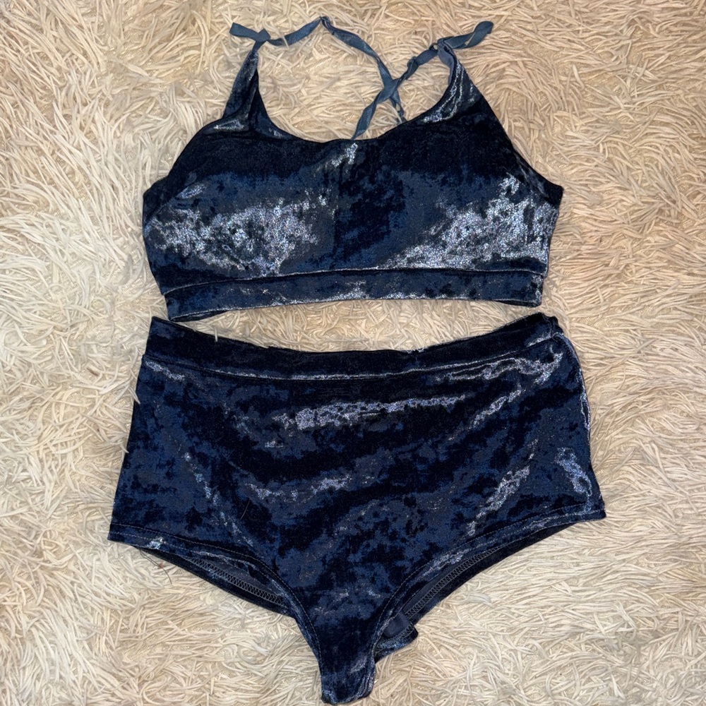 Lunalae Elegant Velvet Women's Bikini in Deep Blue - Top 6/Bottom 10